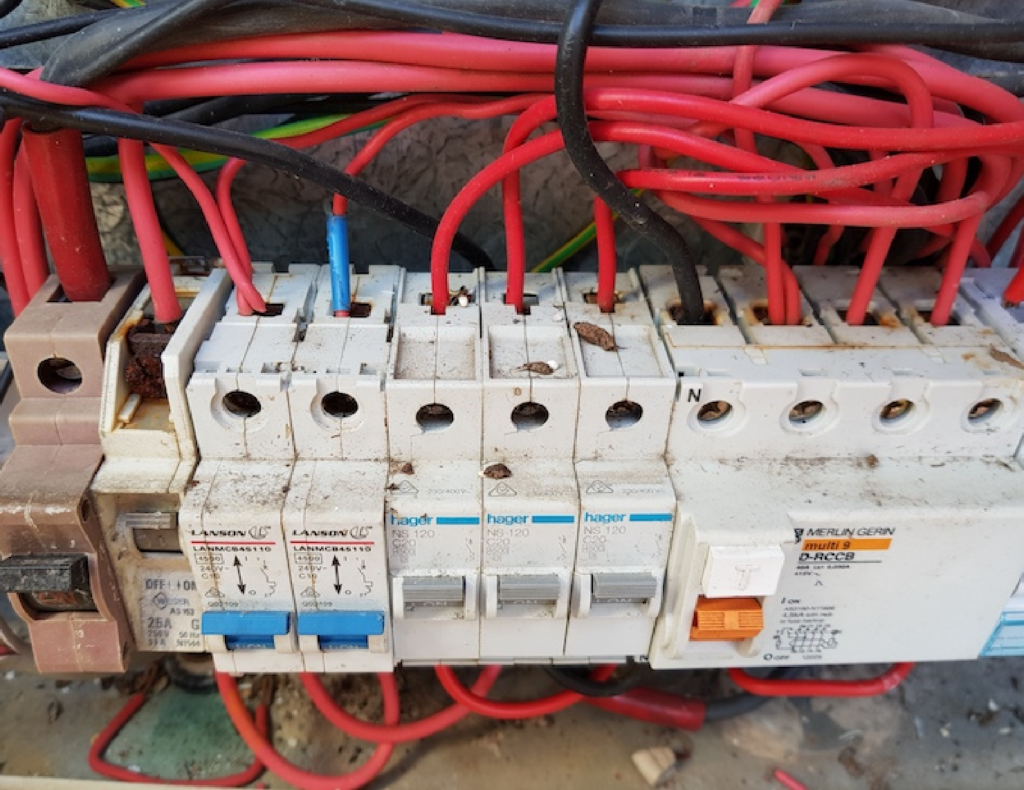 Electrical cabling and switches.